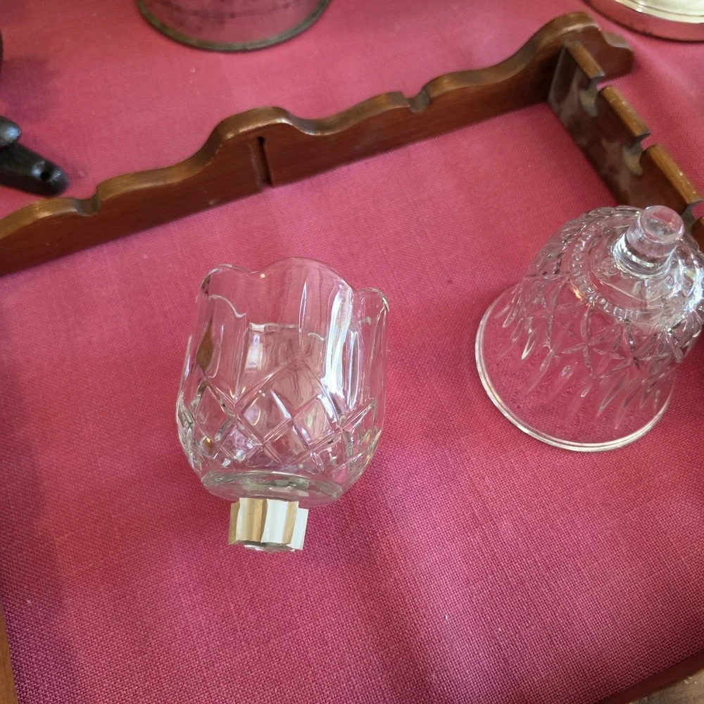 HomeCo Clear Glass Tulip Votive Cup  And Round Tea Light Candle Holder 4